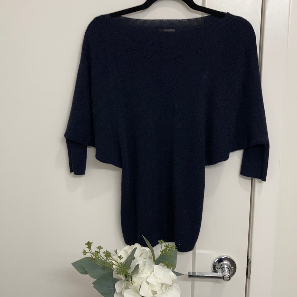 Short sleeve navy  sweater